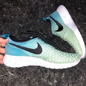 Custom mermaid Nike idS
